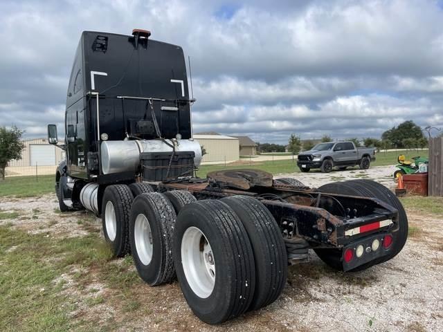 Kenworth T700 Nyergesvontatók