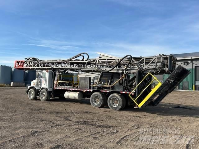 Kenworth T800 Mobil fúró teherautók