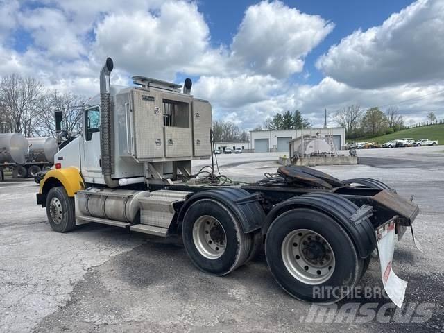 Kenworth T800 Nyergesvontatók