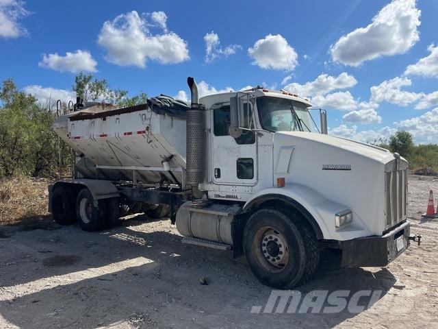 Kenworth T800 Betonkeverők/Betonpumpák