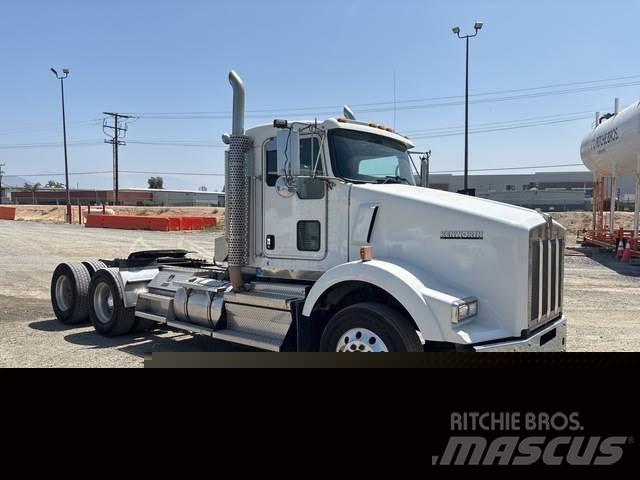 Kenworth T800 Nyergesvontatók