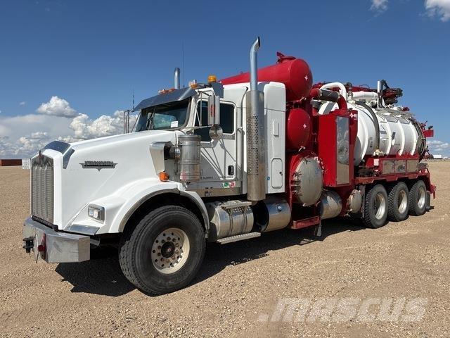 Kenworth T800 Lánctalpas kotrók
