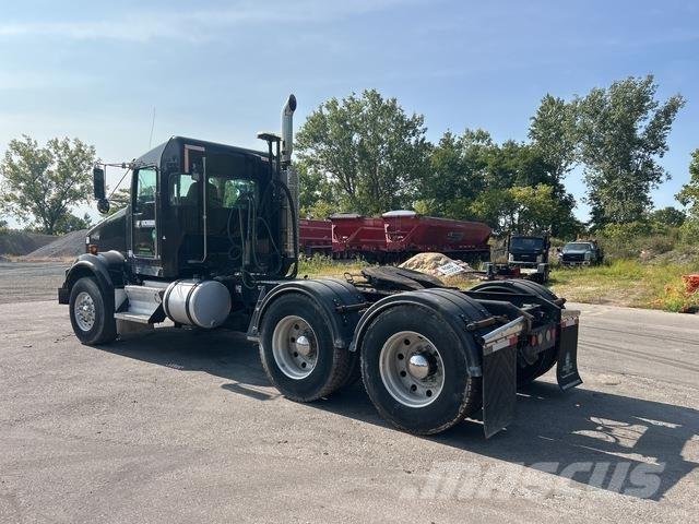 Kenworth T800 Nyergesvontatók