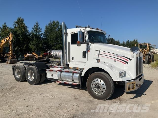 Kenworth T800 Nyergesvontatók