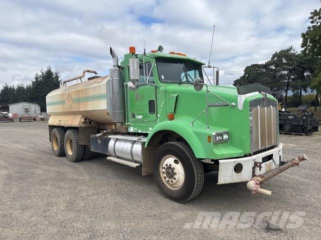Kenworth T800 Vízszállító teherautók