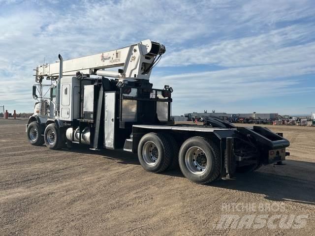 Kenworth T800B Egyéb