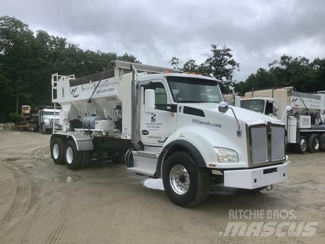 Kenworth T880 Betonkeverők/Betonpumpák