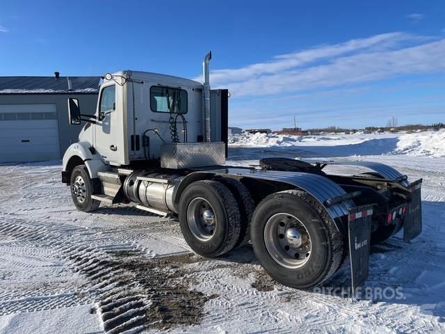 Kenworth T880 Nyergesvontatók