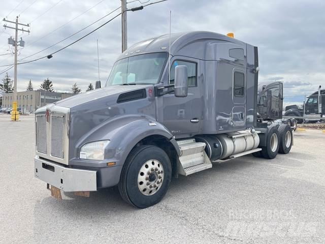 Kenworth T880 Nyergesvontatók