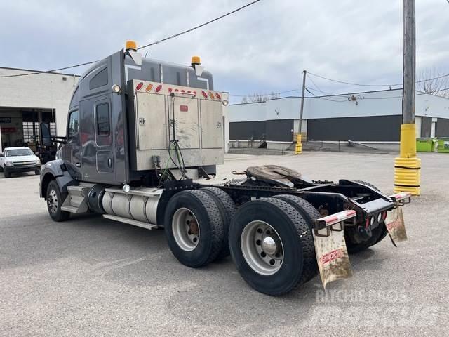 Kenworth T880 Nyergesvontatók