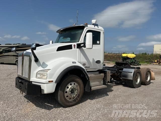Kenworth T880 Nyergesvontatók