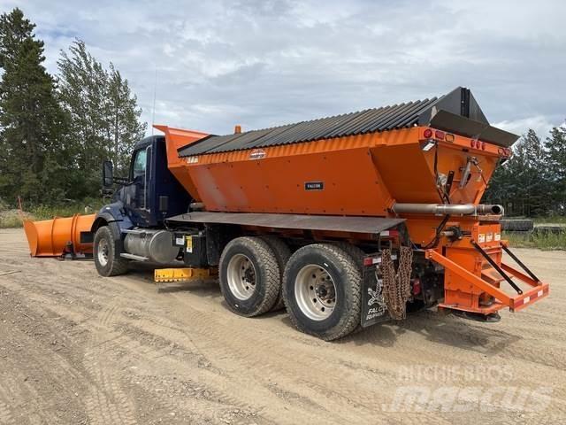 Kenworth T880 Hóeltakarítók
