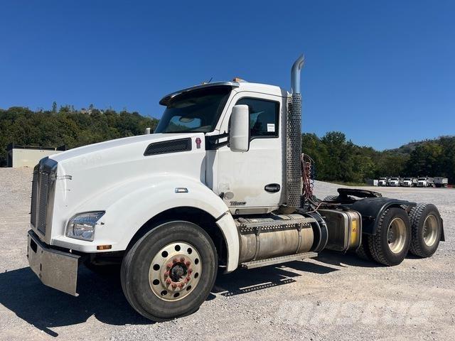 Kenworth T880 Nyergesvontatók