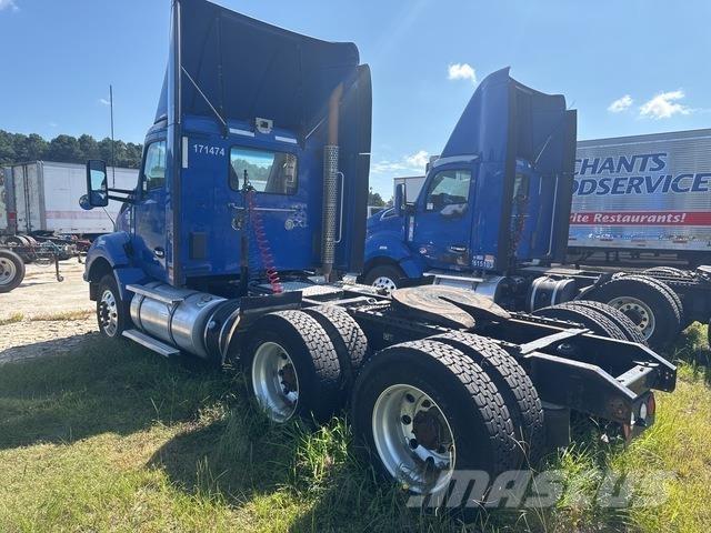 Kenworth T880 Nyergesvontatók