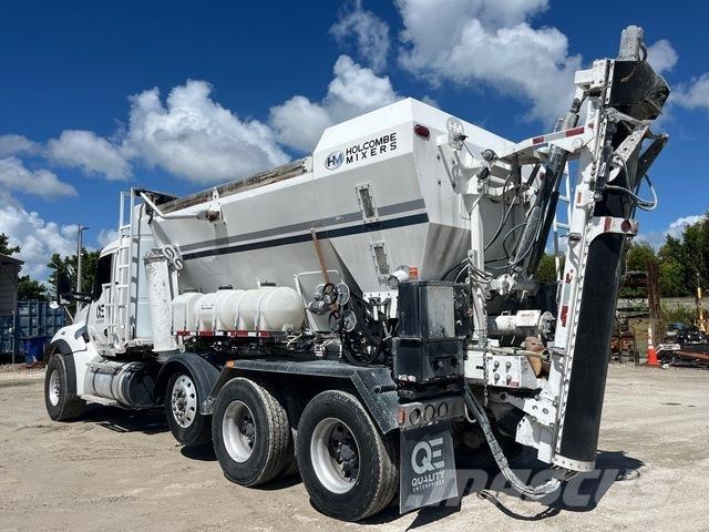 Kenworth T880 Betonkeverők/Betonpumpák
