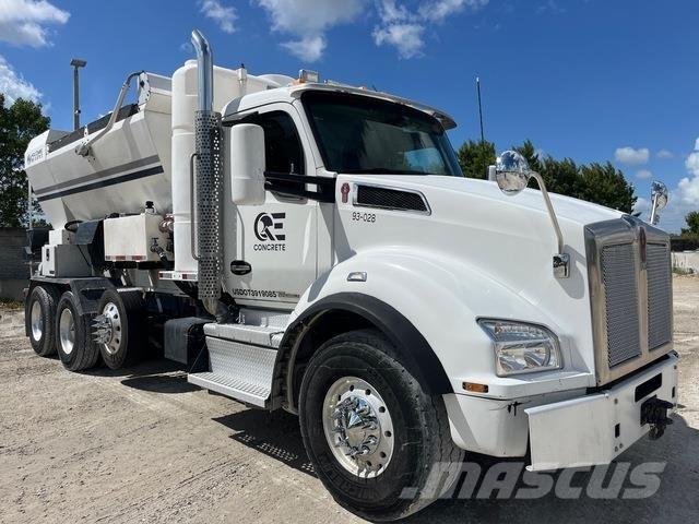 Kenworth T880 Betonkeverők/Betonpumpák