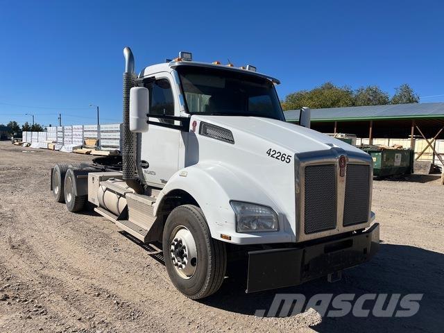 Kenworth T880 Nyergesvontatók