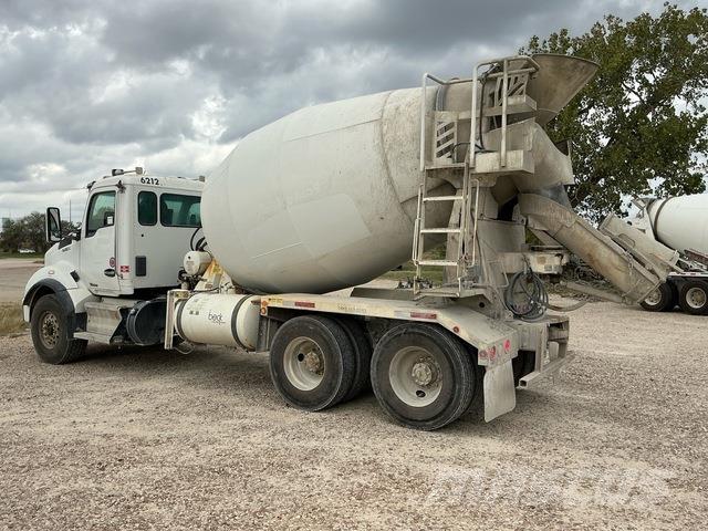Kenworth T880 Egyéb