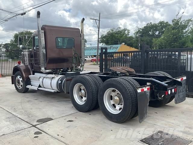 Kenworth W900 Nyergesvontatók