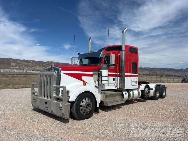 Kenworth W900 Nyergesvontatók