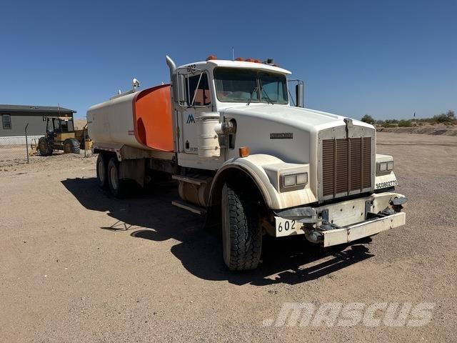Kenworth W900 Vízszállító teherautók