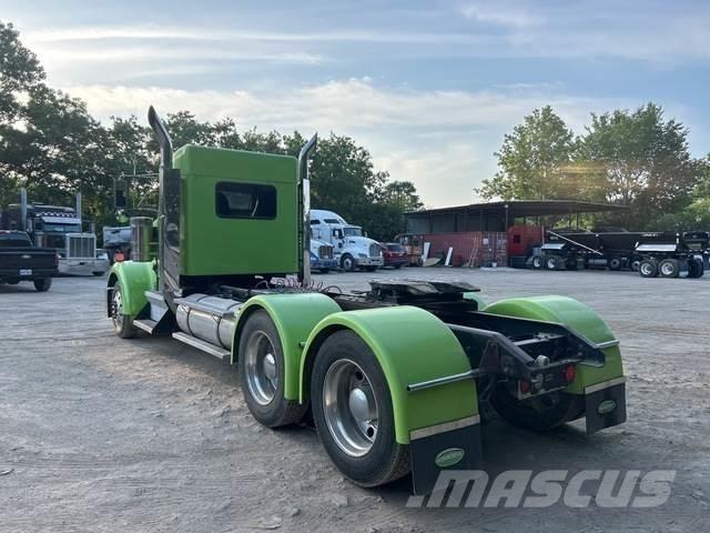 Kenworth W900 Nyergesvontatók