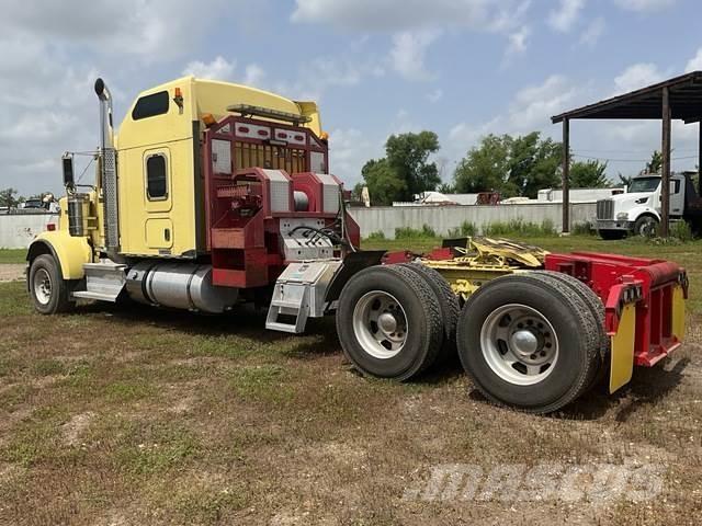 Kenworth W900 Műszaki mentők