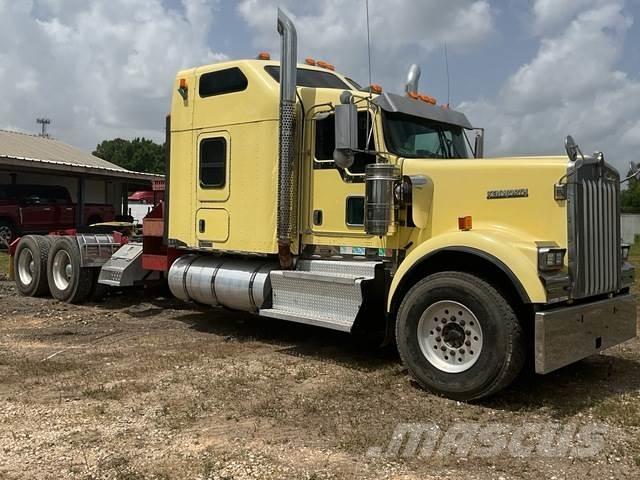 Kenworth W900 Műszaki mentők