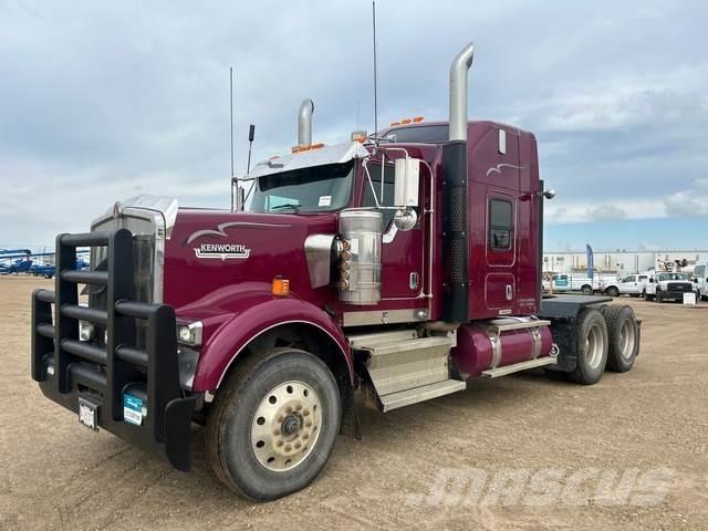 Kenworth W900 Nyergesvontatók