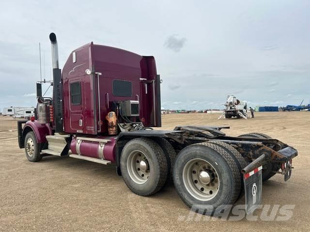 Kenworth W900 Nyergesvontatók