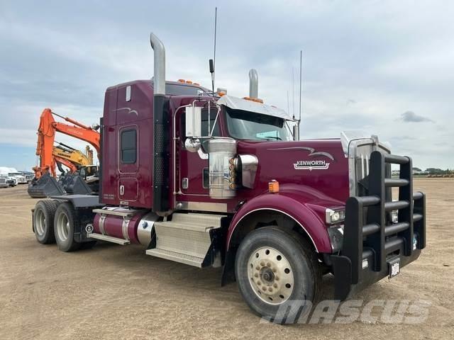 Kenworth W900 Nyergesvontatók
