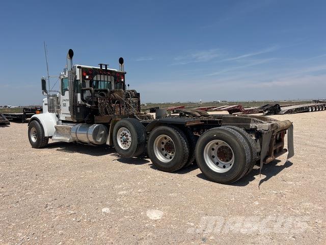 Kenworth W900 Műszaki mentők