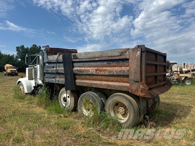 Kenworth W900 Billenő teherautók