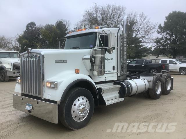 Kenworth W900 Nyergesvontatók