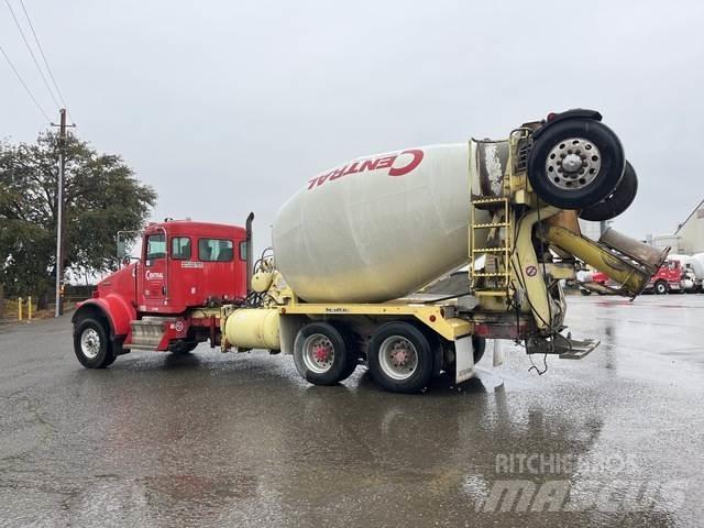 Kenworth W900B Egyéb