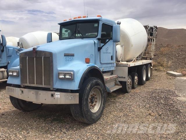 Kenworth W900B Egyéb