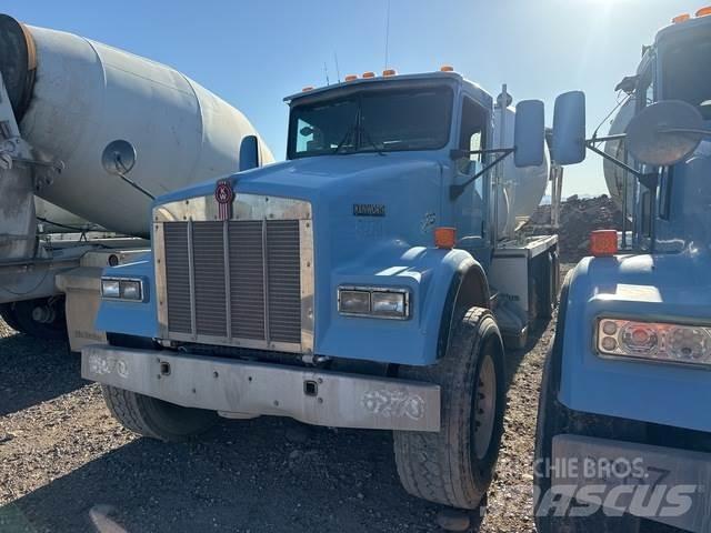 Kenworth W900B Egyéb