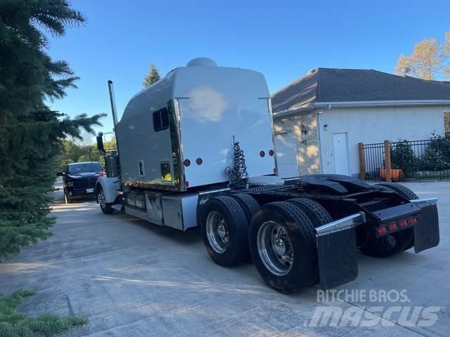 Kenworth W900L Nyergesvontatók