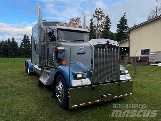 Kenworth W900L Nyergesvontatók