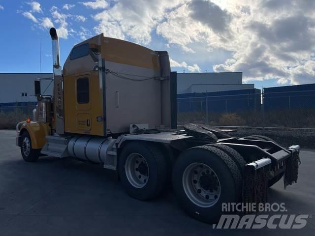 Kenworth W900L Nyergesvontatók