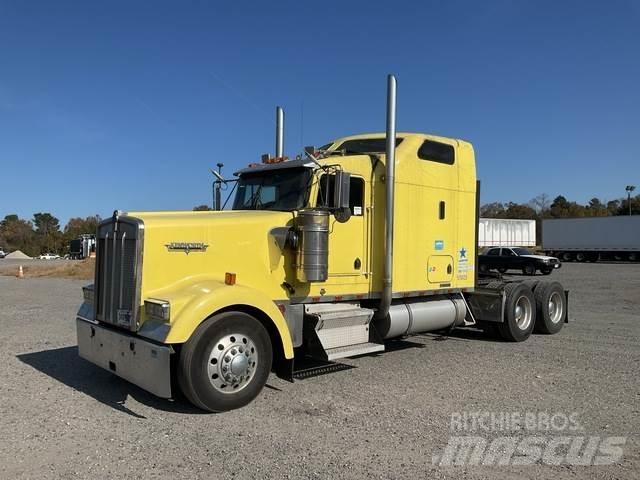 Kenworth W900L Nyergesvontatók