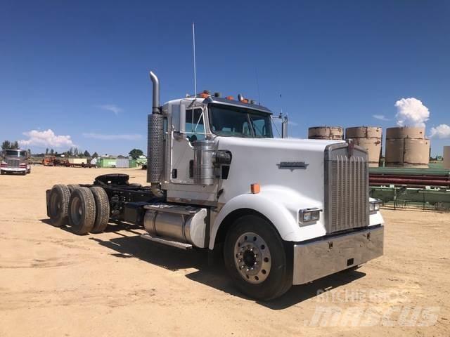 Kenworth W900L Nyergesvontatók