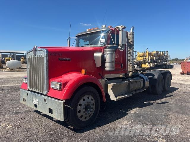 Kenworth W900L Nyergesvontatók