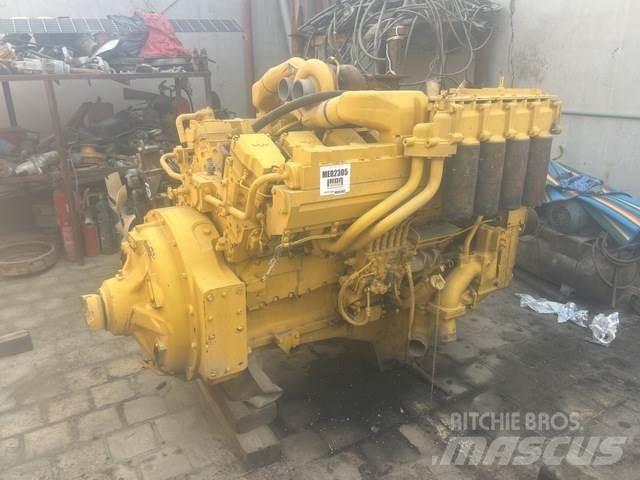 Komatsu  Motorok