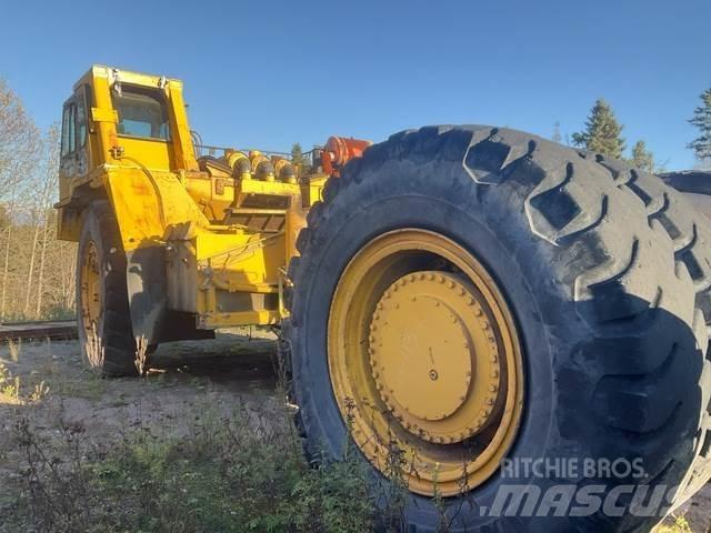 Komatsu 330M Csuklósdömperek