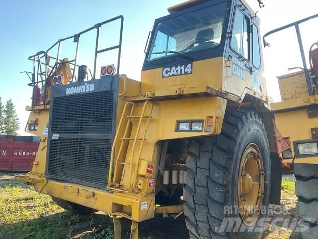 Komatsu 330M Csuklósdömperek