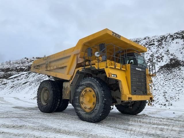 Komatsu 330M Csuklósdömperek