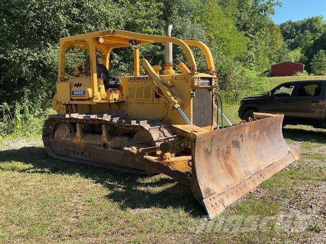Komatsu D65E-6 lánctalpas dózerek