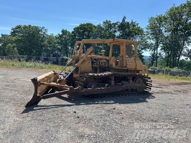 Komatsu D65P-8 lánctalpas dózerek