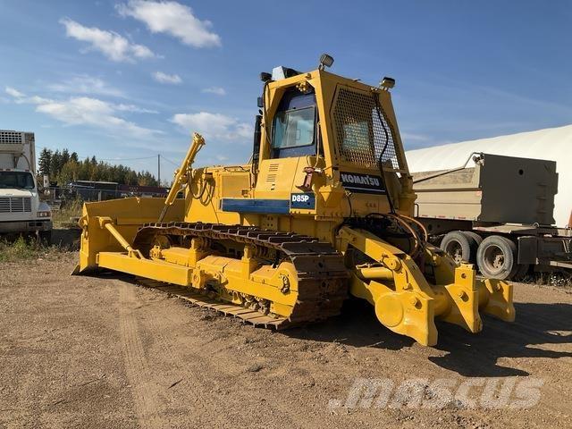 Komatsu D85P lánctalpas dózerek